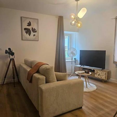 "La Tour", Logement Cosy, Au Calme Vertrieu Kültér fotó
