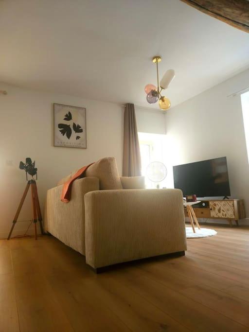 "La Tour", Logement Cosy, Au Calme Vertrieu Kültér fotó