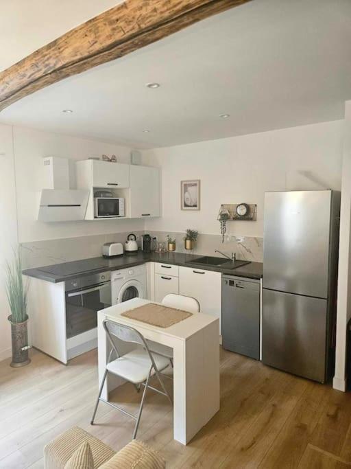 "La Tour", Logement Cosy, Au Calme Vertrieu Kültér fotó