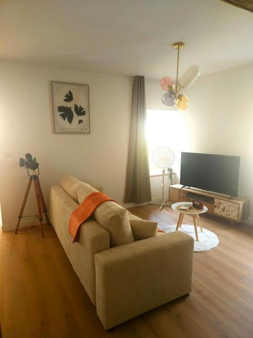 "La Tour", Logement Cosy, Au Calme Vertrieu Kültér fotó