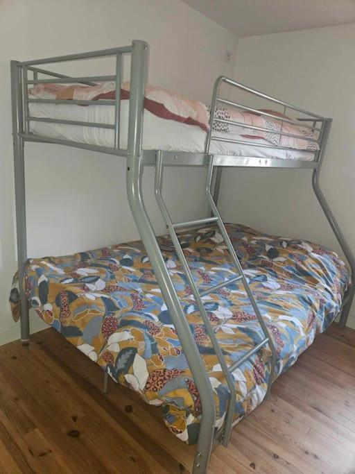 "La Tour", Logement Cosy, Au Calme Vertrieu Kültér fotó